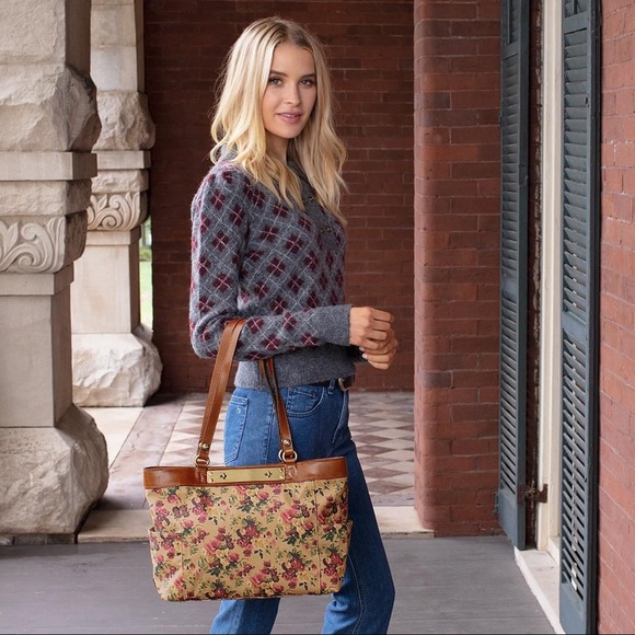 🔥FLASH SALE🔥Patricia Nash Coated Linen Canvas 👜 - Picture 3 of 16